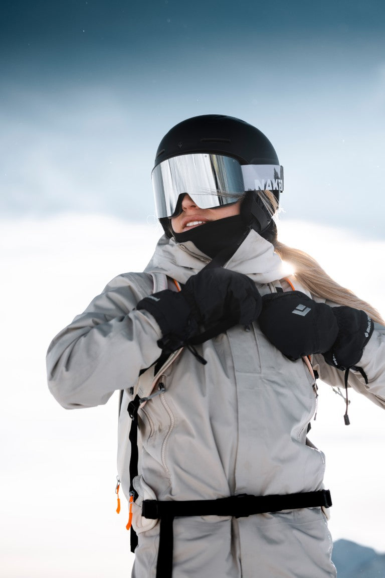 Ski Saisonkarten 2025/26 im Vergleich: Preise in Österreich, Deutschland, Italien & Schweiz