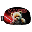Ein grimmiger Teddybär schwingt ein rotes Lichtschwert unter einem leuchtenden NAKED Optics-Zeichen auf schwarzem Hintergrund - bereit für Action, genau wie die NAKED Optics Skibrille, die Ihre wildesten Abenteuer mit kristallklarer Sicht bereichert.